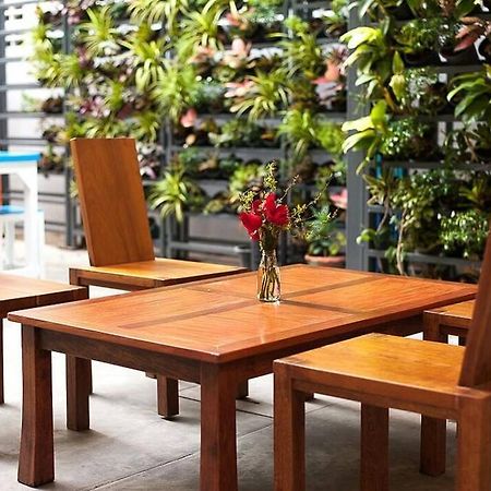 My Thai Hostel Bangkok Ngoại thất bức ảnh