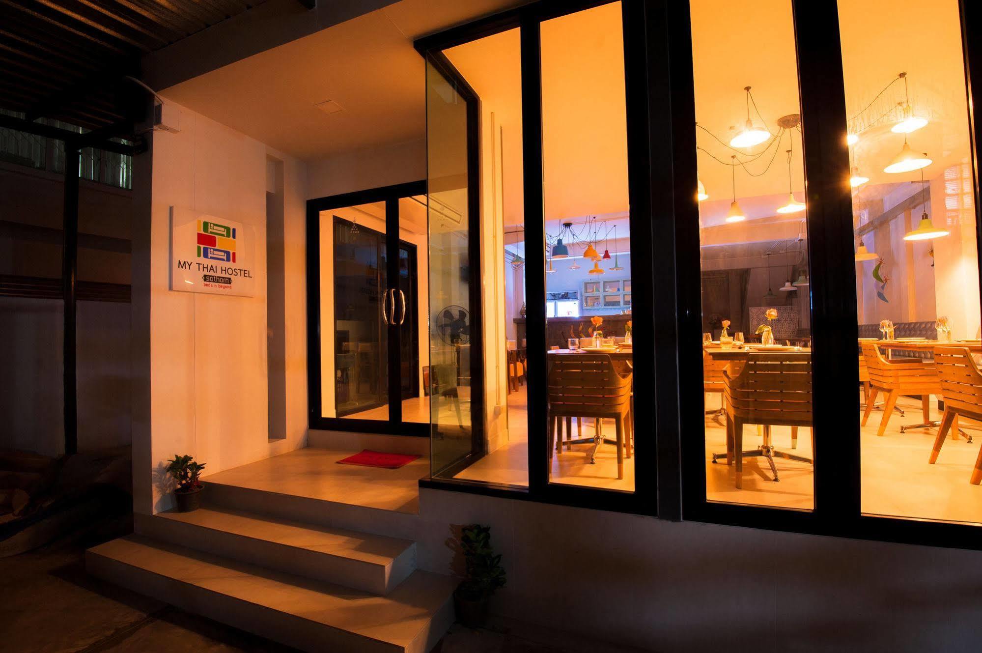 My Thai Hostel Bangkok Ngoại thất bức ảnh